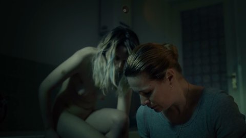 Sandra Drzymalska - Nude Boobs in Back Home (2018)