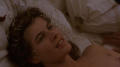 Irene Jacob - Nude Boobs in Othello (1995)