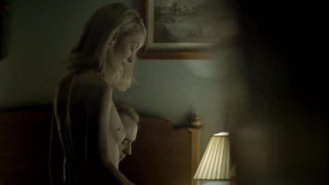 Helen Kennedy - Nude Boobs in Hunted s01e02 (2012)