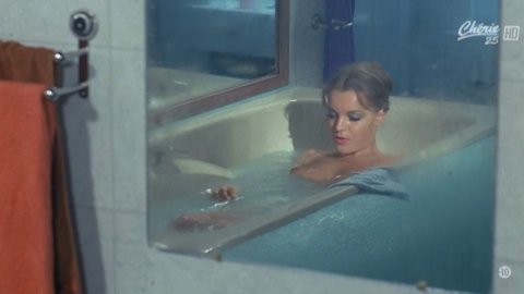 Romy Schneider - Nude Boobs in Max and the Junkmen (1971)