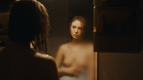 Zofia Wichlacz - Nude Boobs in The Mire s01e02 (2018)