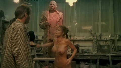 Vilma Seidlova, Hana Seidlova - Nude Boobs in Pupendo (2003)