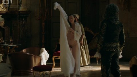 Zuzana Stivinova - Nude Boobs in Mária Terézia s01e01 (2017)