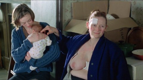 Tilda Swinton - Nude Boobs in The War Zone (1999)