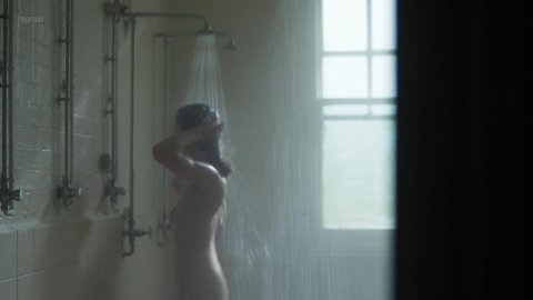Jeany Spark - Nude Boobs in Collateral s01e02 (2018)