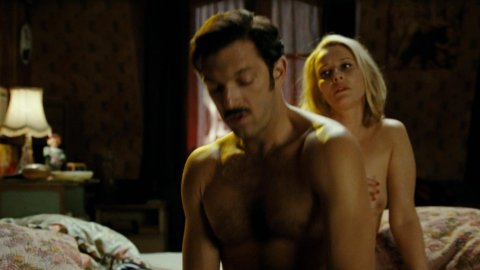 Florence Thomassin - Nude Boobs in Mesrine: Killer Instinct (2008)