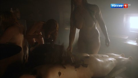 Svetlana Khodchenkova - Nude Boobs in Godunov s01e01 (2018)