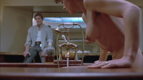 Maruschka Detmers - Nude Boobs in The Shooter (1995)