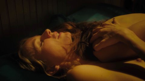 Naomi Watts, Sophie Cookson - Nude Boobs in Gypsy s01e07 (2017)