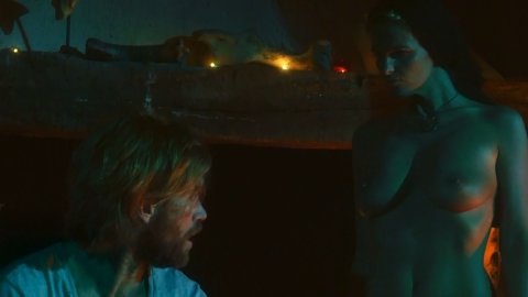 Lisa Belle, Jodii Christianson, Kaniehtiio Horn - Nude Boobs in The Theatre Bizarre (2011)