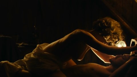 Kerry Condon - Nude Boobs in The Last Station (2009)